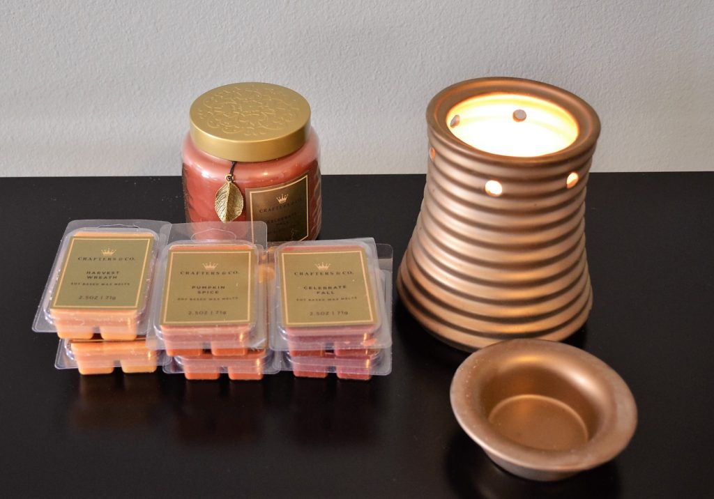 Crafters & Co. Tabletop Wax Warmer & Wax Melts from Hallmark • FYI by Tina